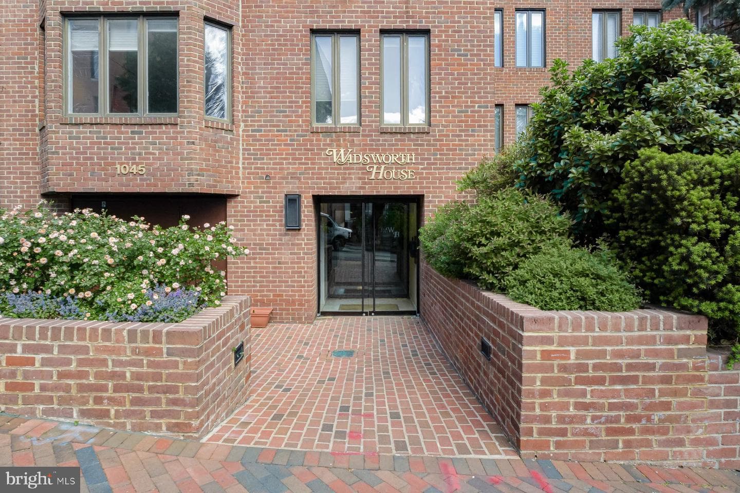 1045 31st Street NW #303, Washington