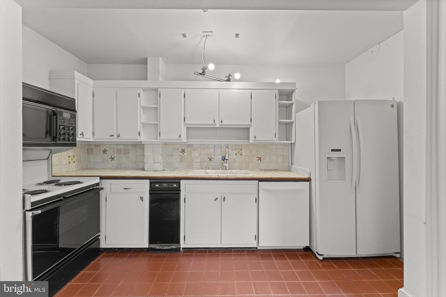 2812 Adams Mill Road NW photo 13