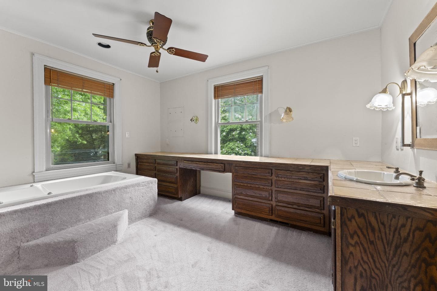 2812 Adams Mill Road NW photo 18