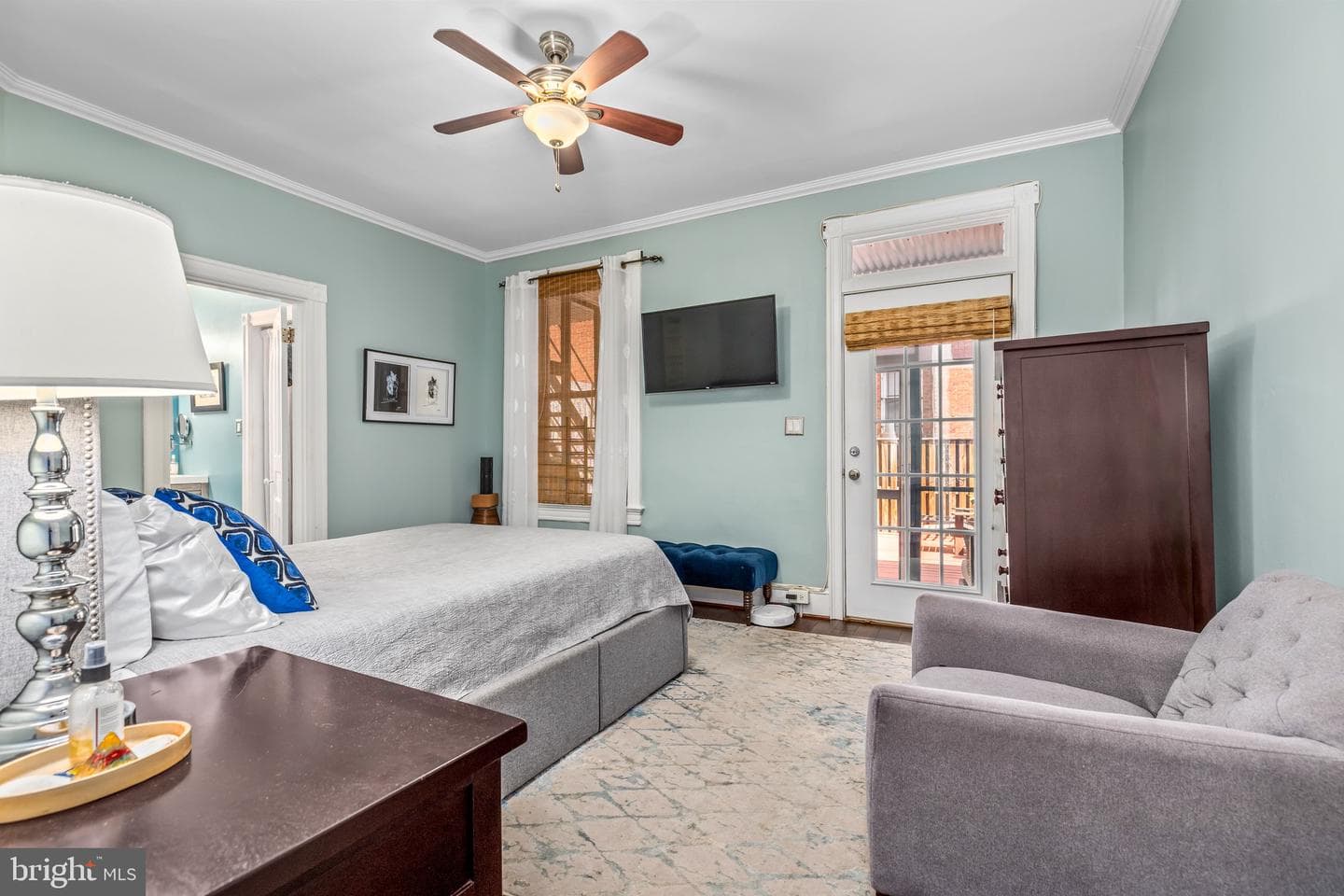 502 G Street NE photo 12
