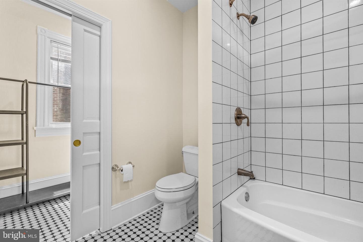 502 G Street NE photo 33