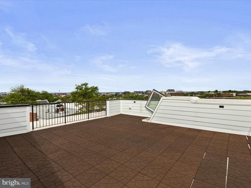1253 Holbrook Terrace NE #b photo 23