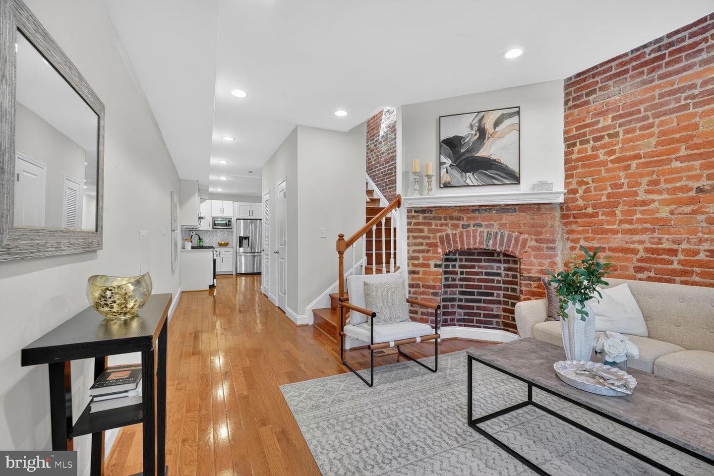 1428 C Street SE photo 5
