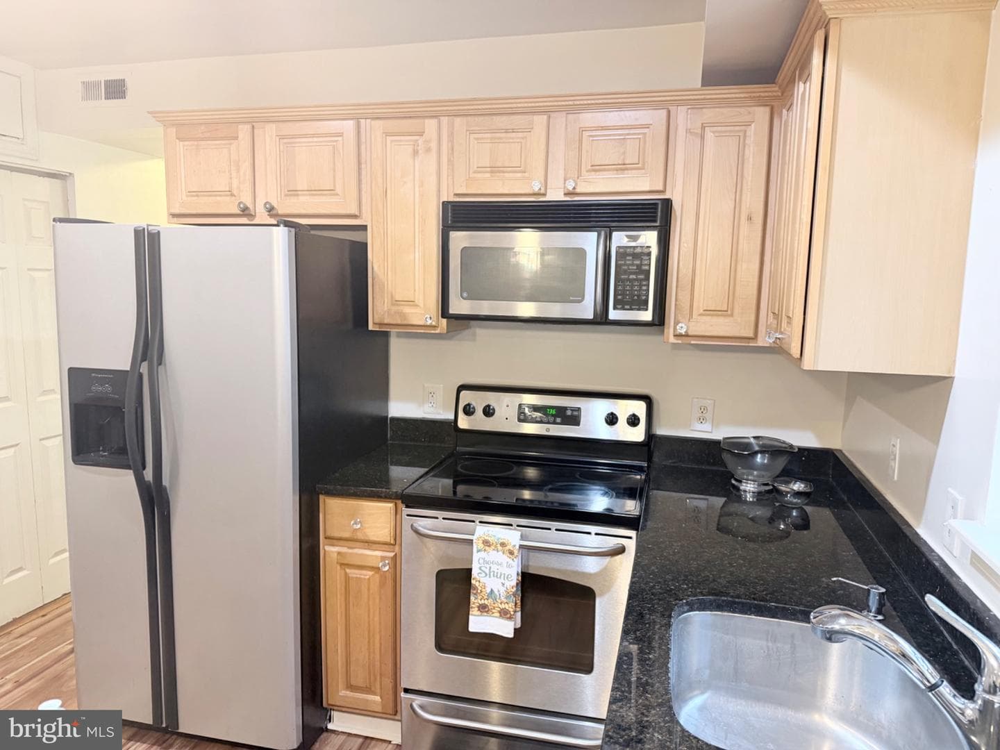 1310 Congress Street SE #204 photo 23
