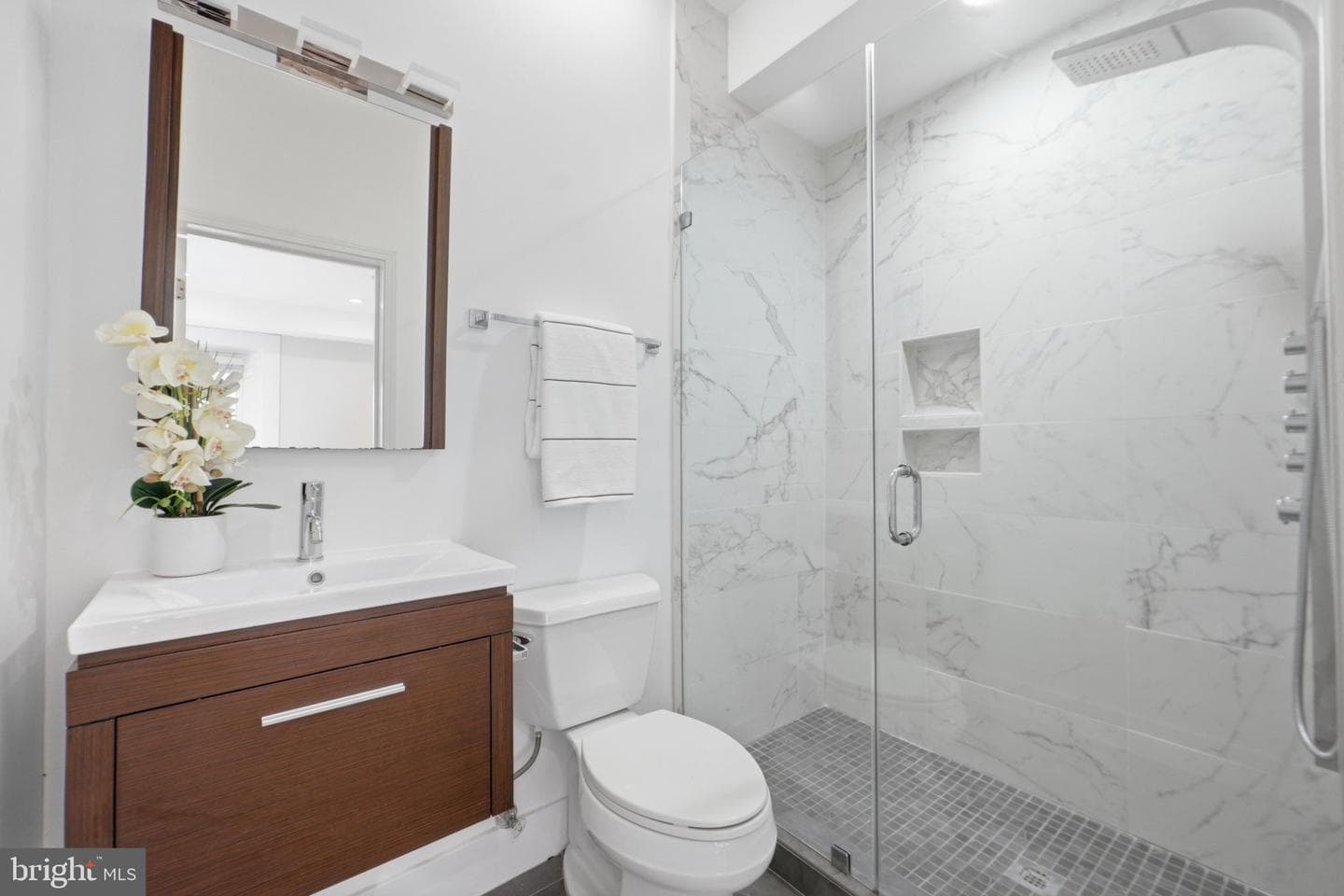 1126 5th Street NW #1 photo 22