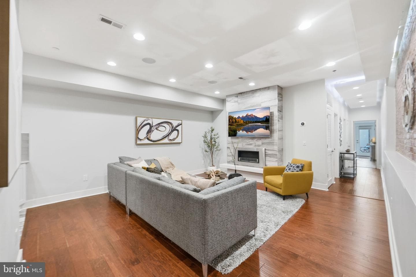 1126 5th Street NW #1 photo 6