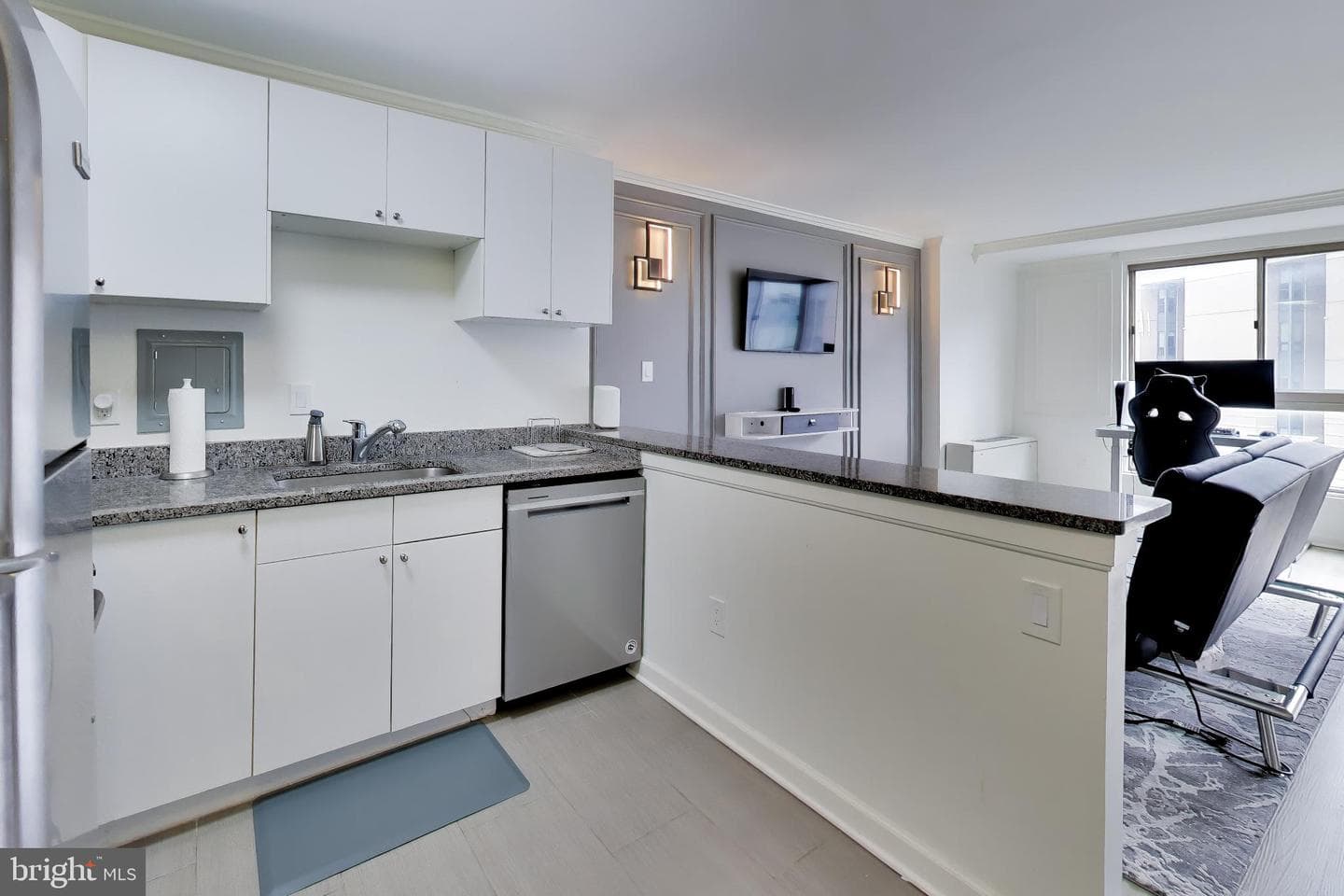 922 24th Street NW #713 photo 6
