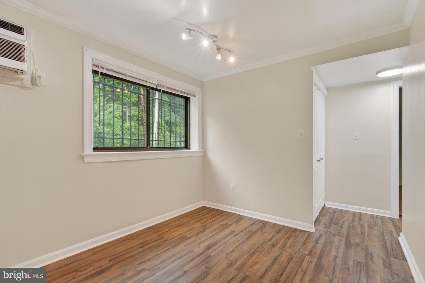 3103 Naylor Road SE #101 photo 10