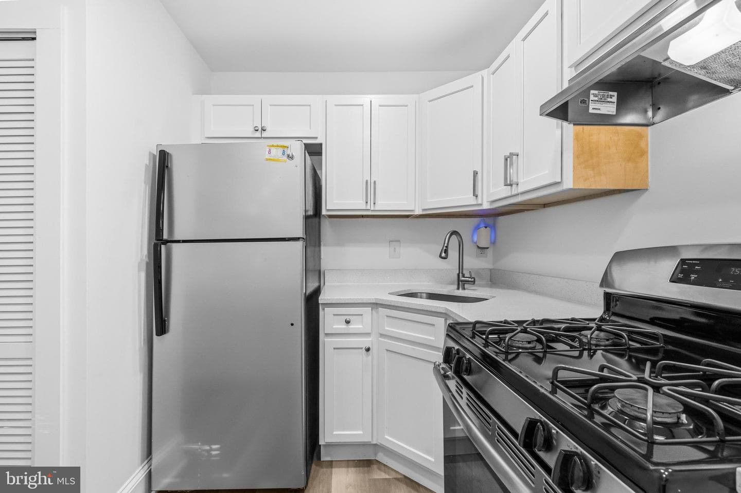 2015 4th Street NE photo 16