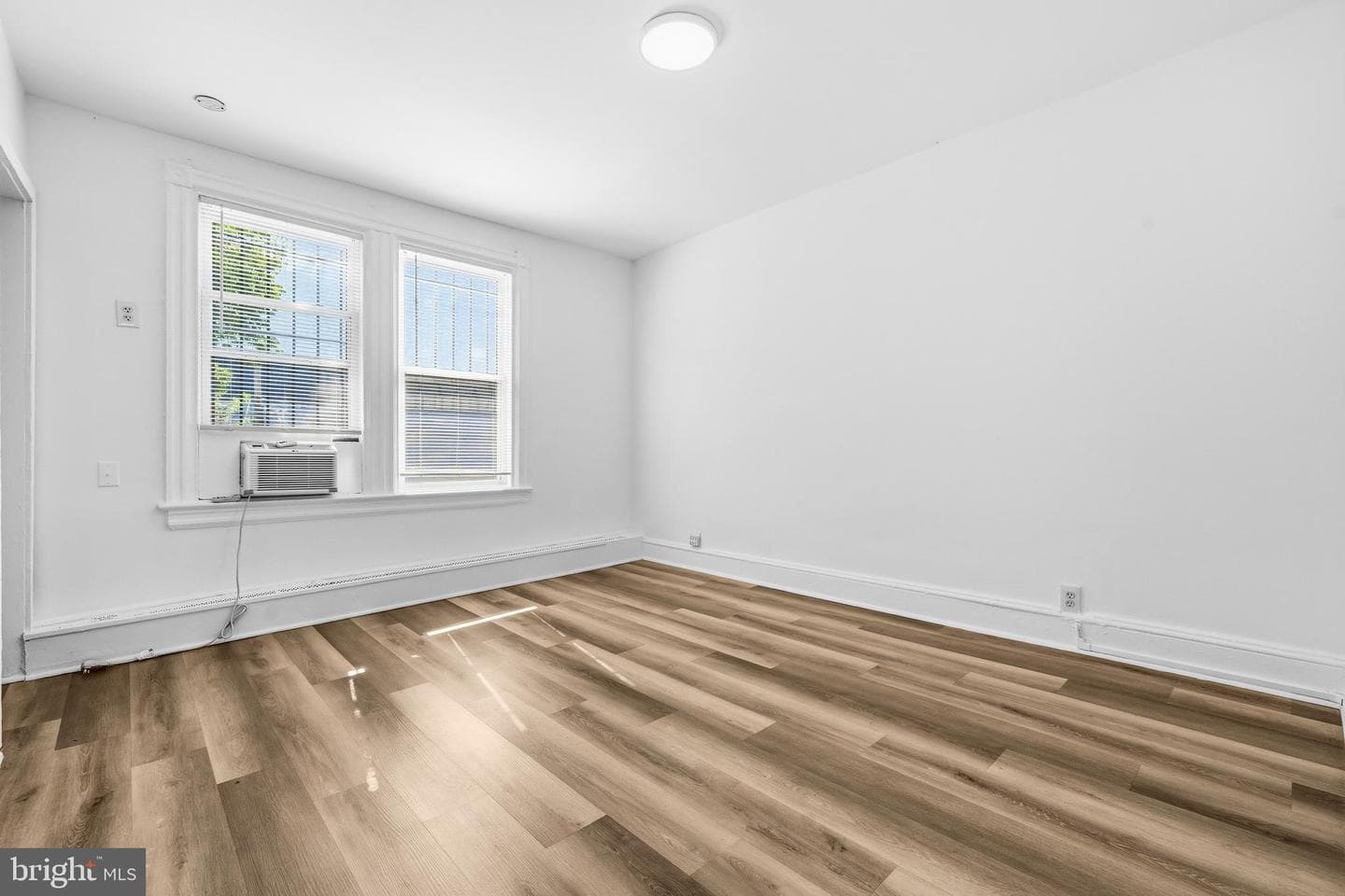 2015 4th Street NE photo 30