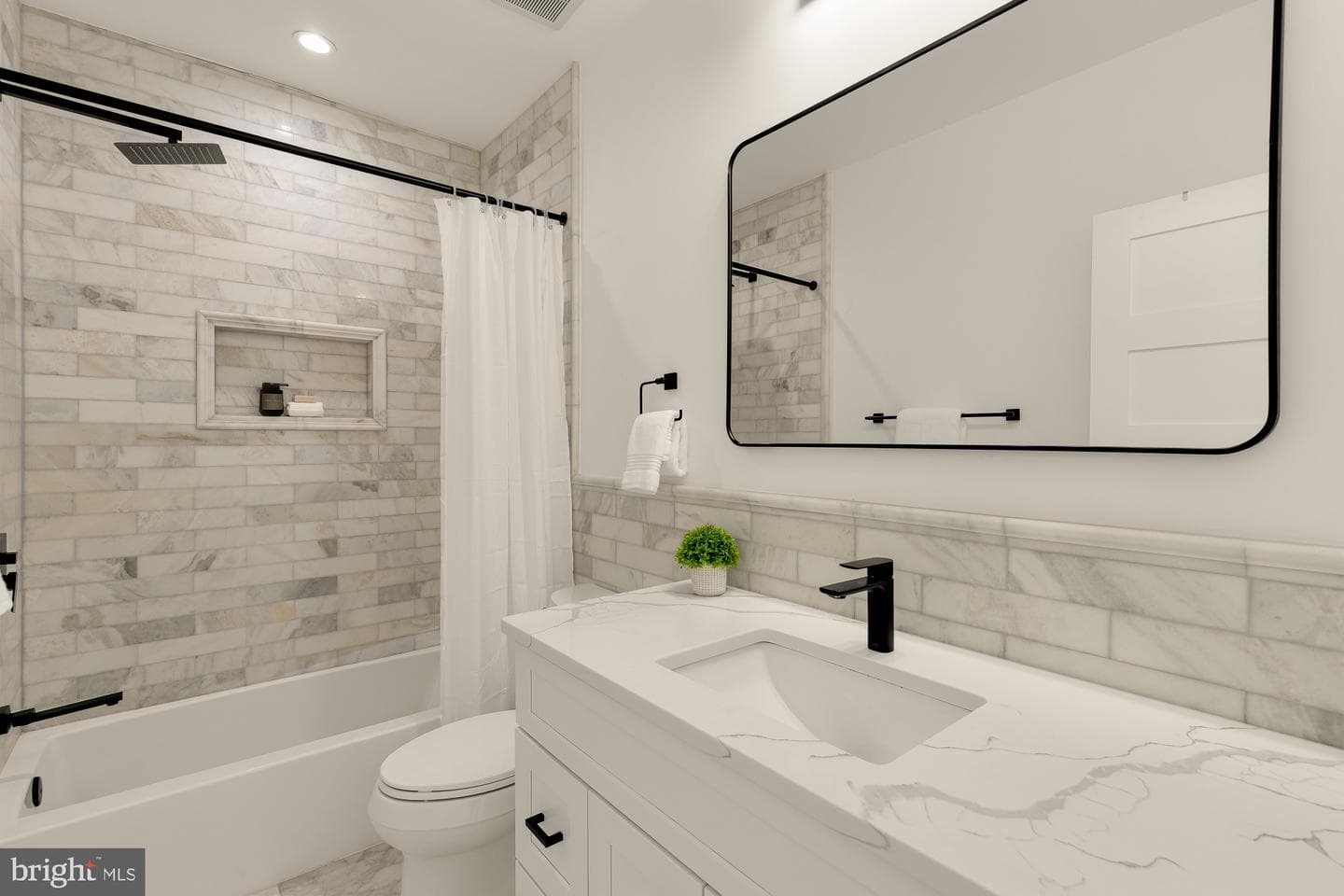 1341 Taylor Street NW photo 36