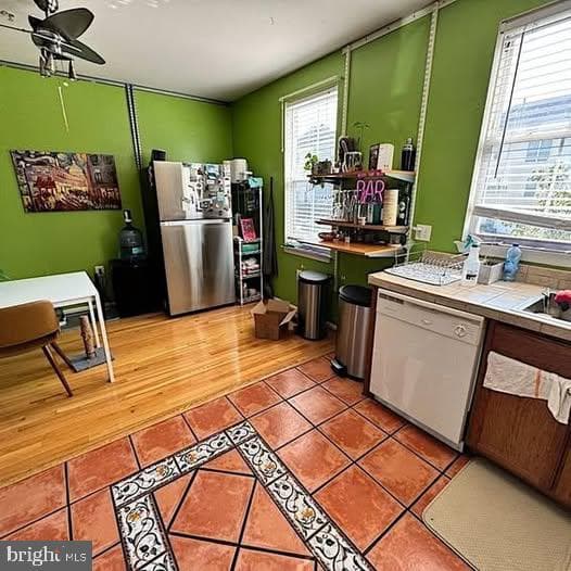 1822 Bruce Place SE photo 3
