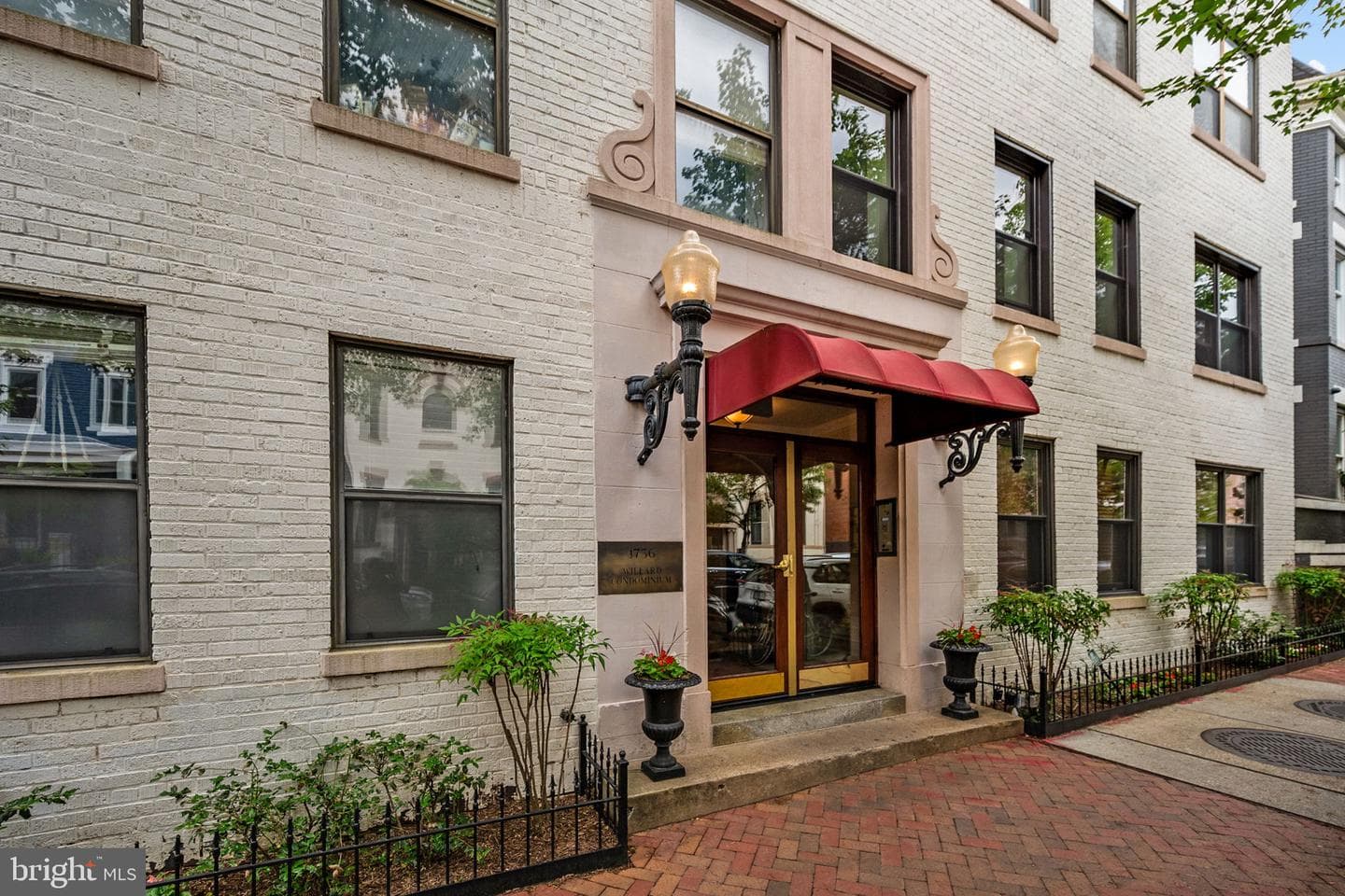 1736 Willard Street NW #501 photo 4