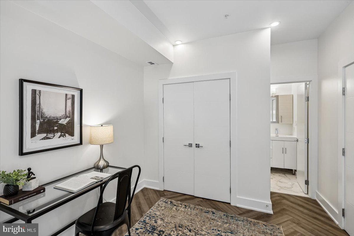 2429 Ontario Road NW #2 photo 31