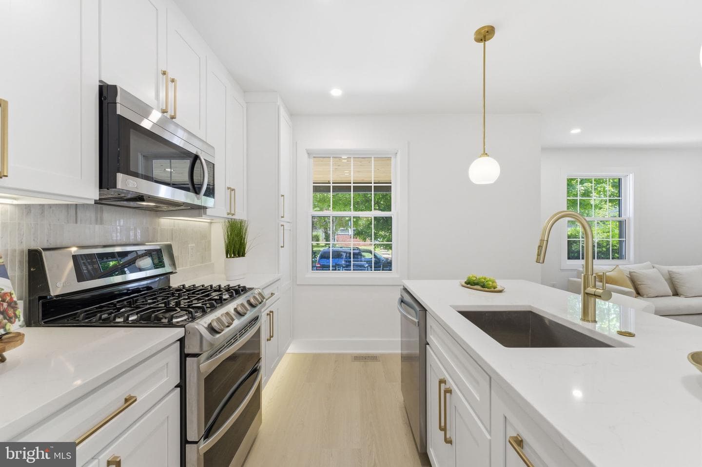 4306 22nd Street NE photo 16
