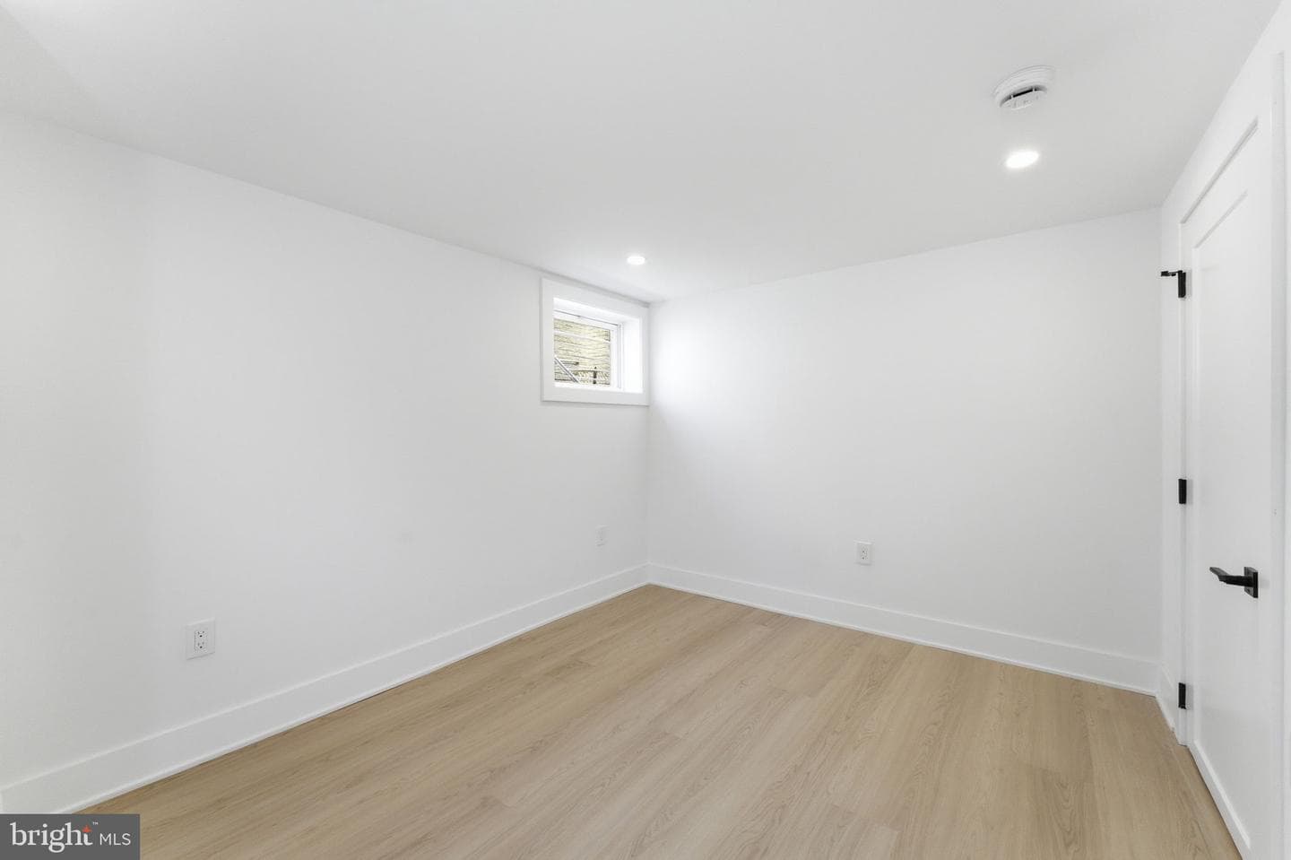 4306 22nd Street NE photo 53