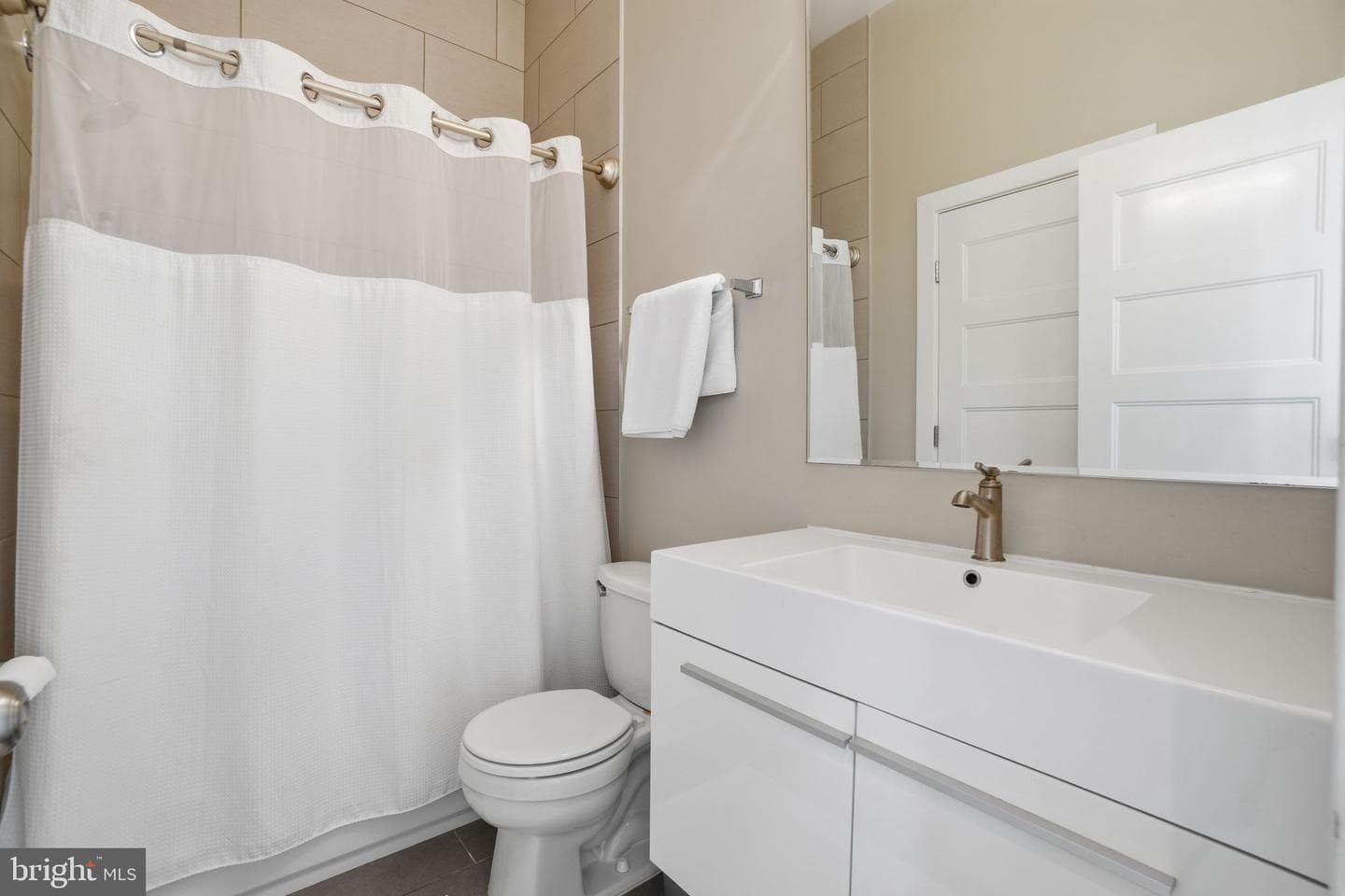 3222 Warder Street NW #5 photo 11