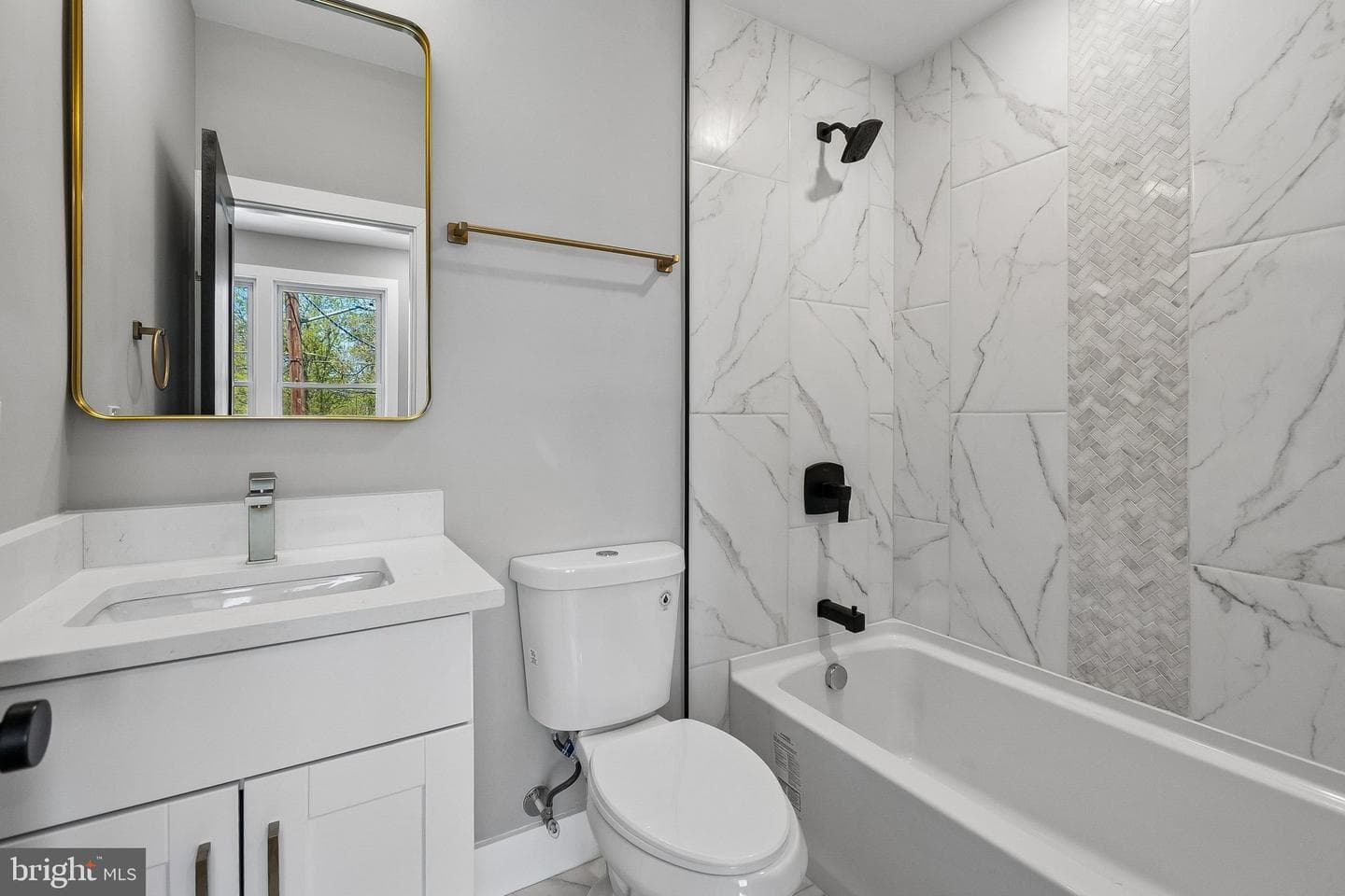 2333 Fairlawn Avenue SE #1 photo 21