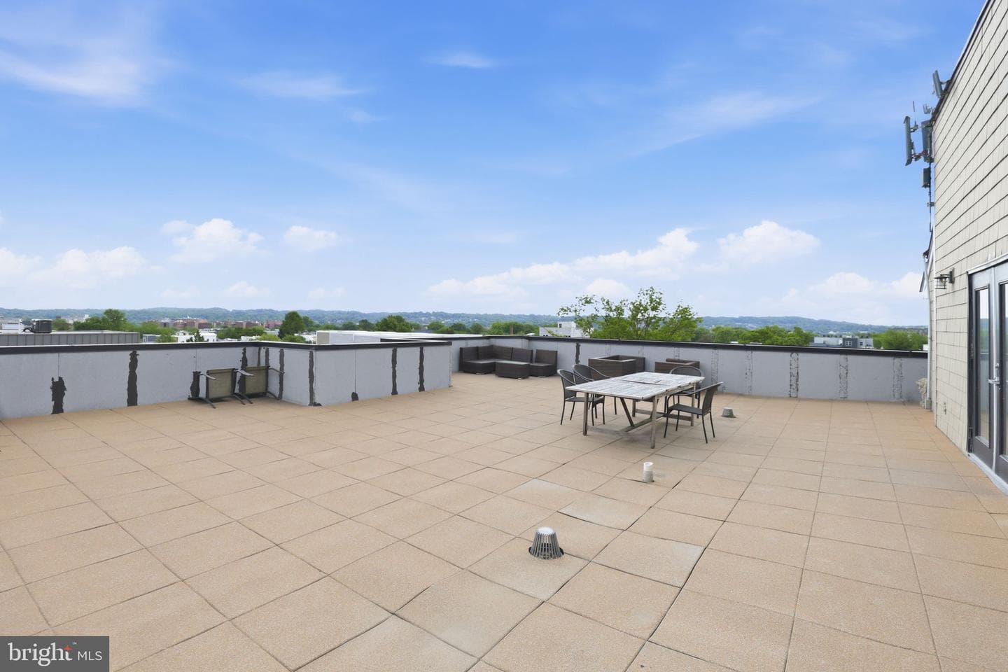 245 15th Street SE #301 photo 23