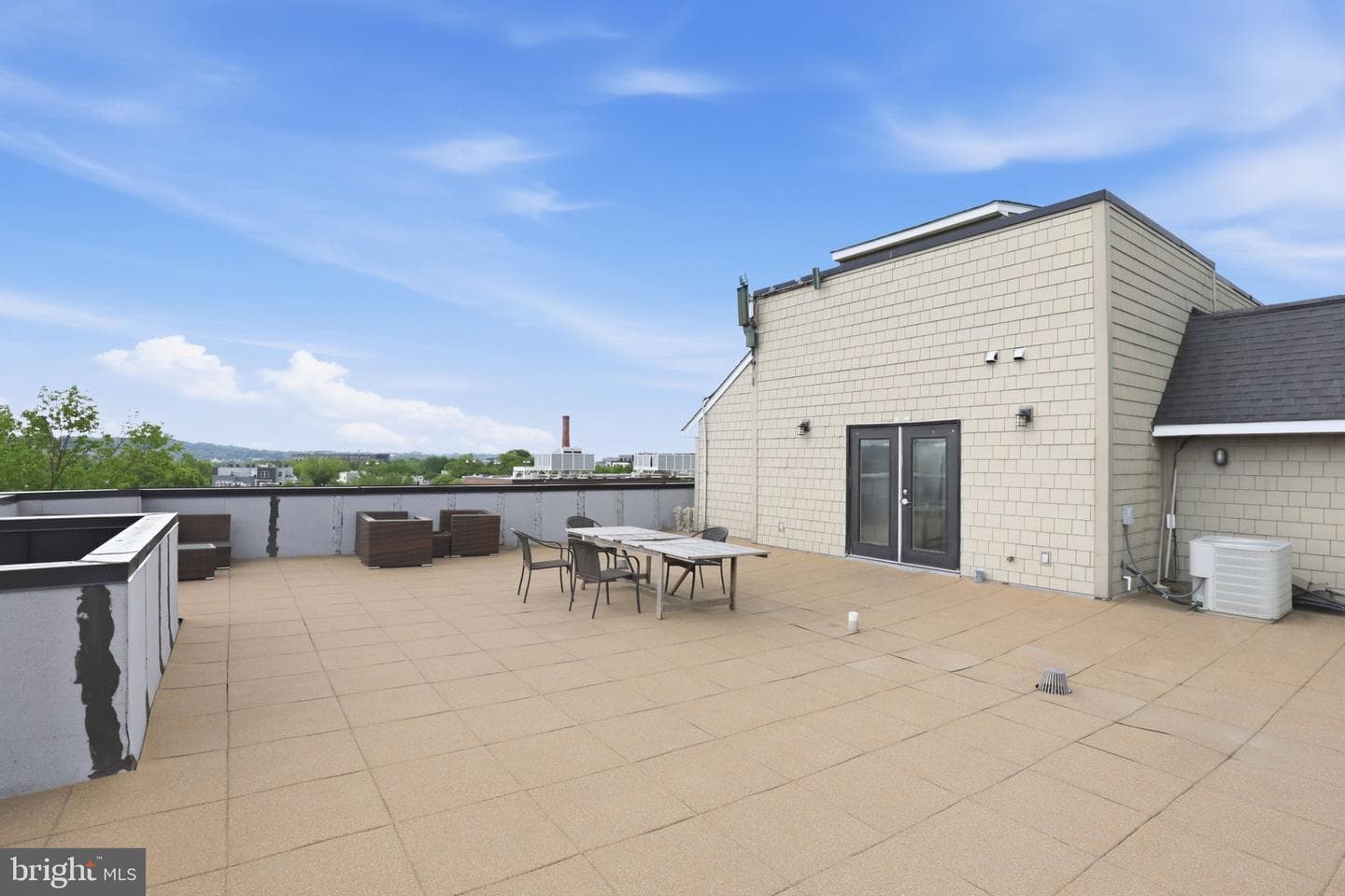 245 15th Street SE #301 photo 24