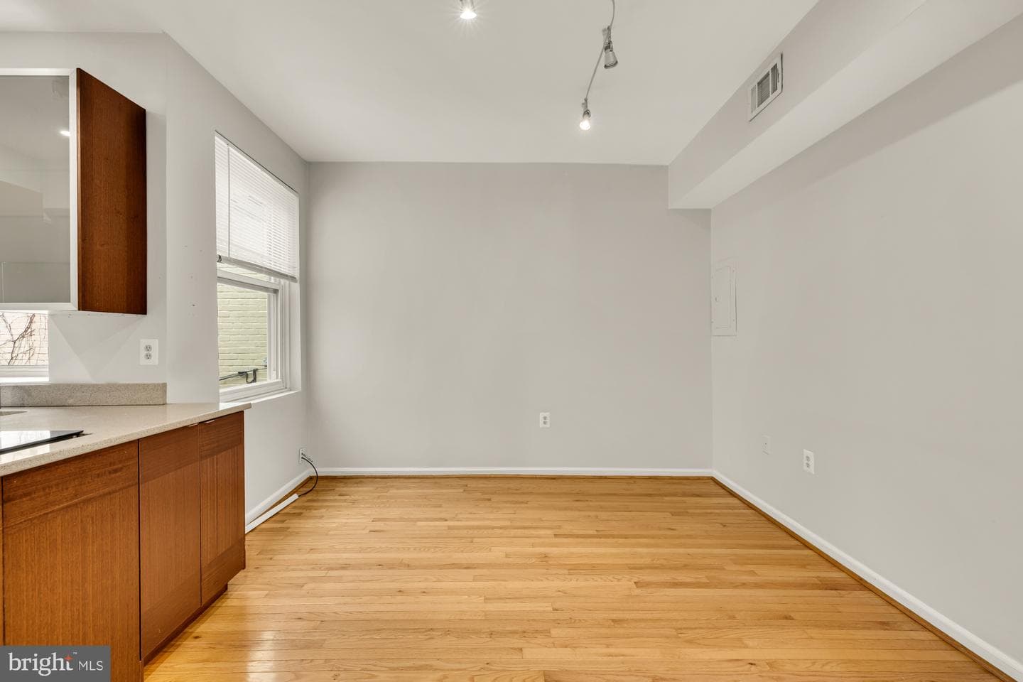 1512 10th Street NW photo 4
