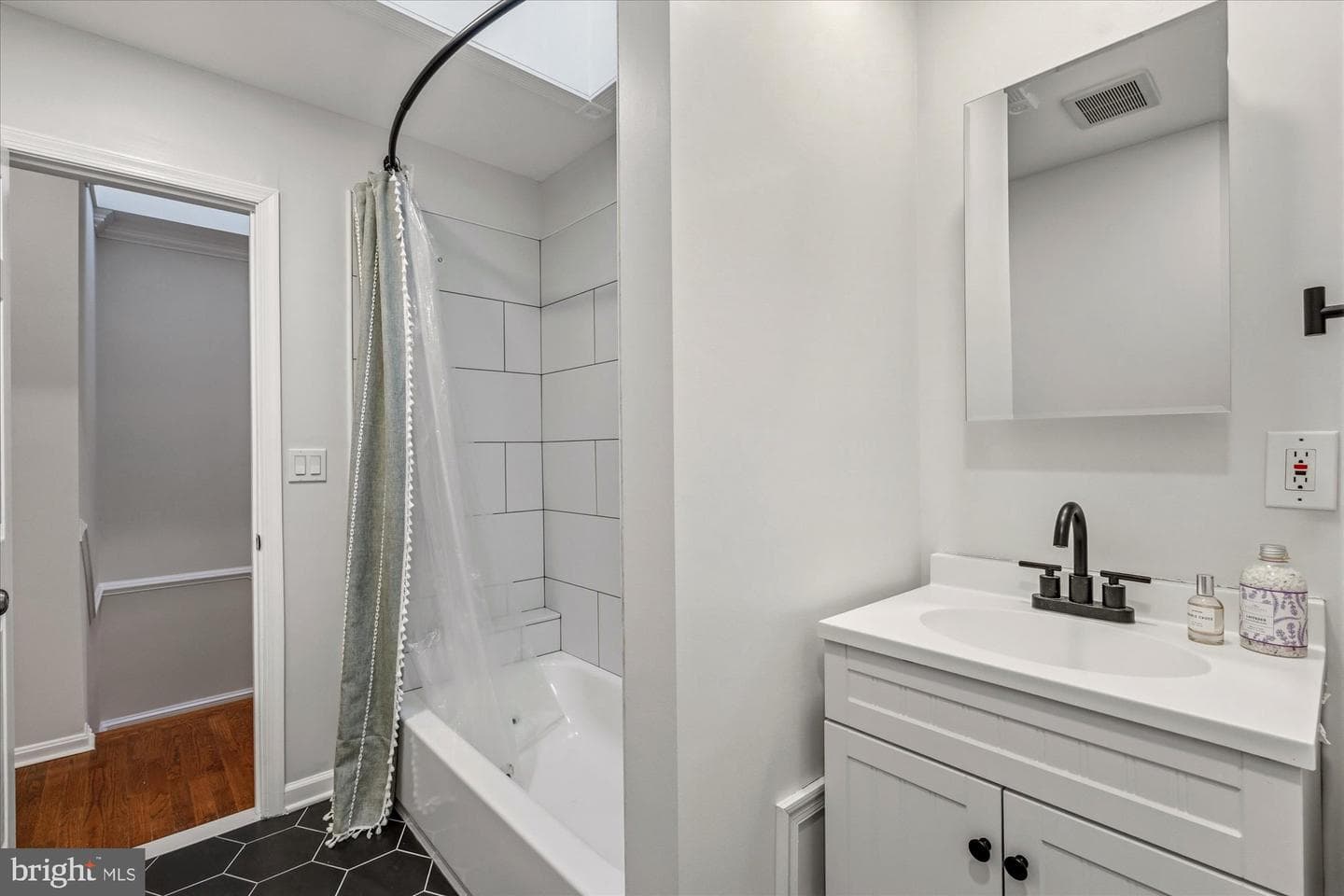 5719 13th Street NW photo 27