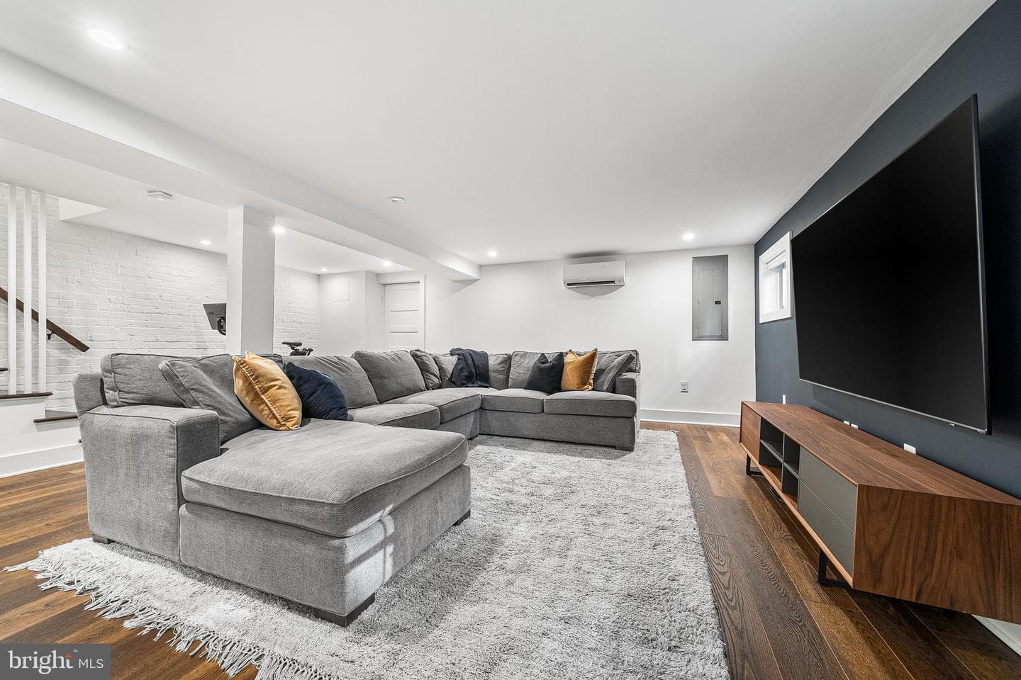 3624 Warren Street NW photo 38
