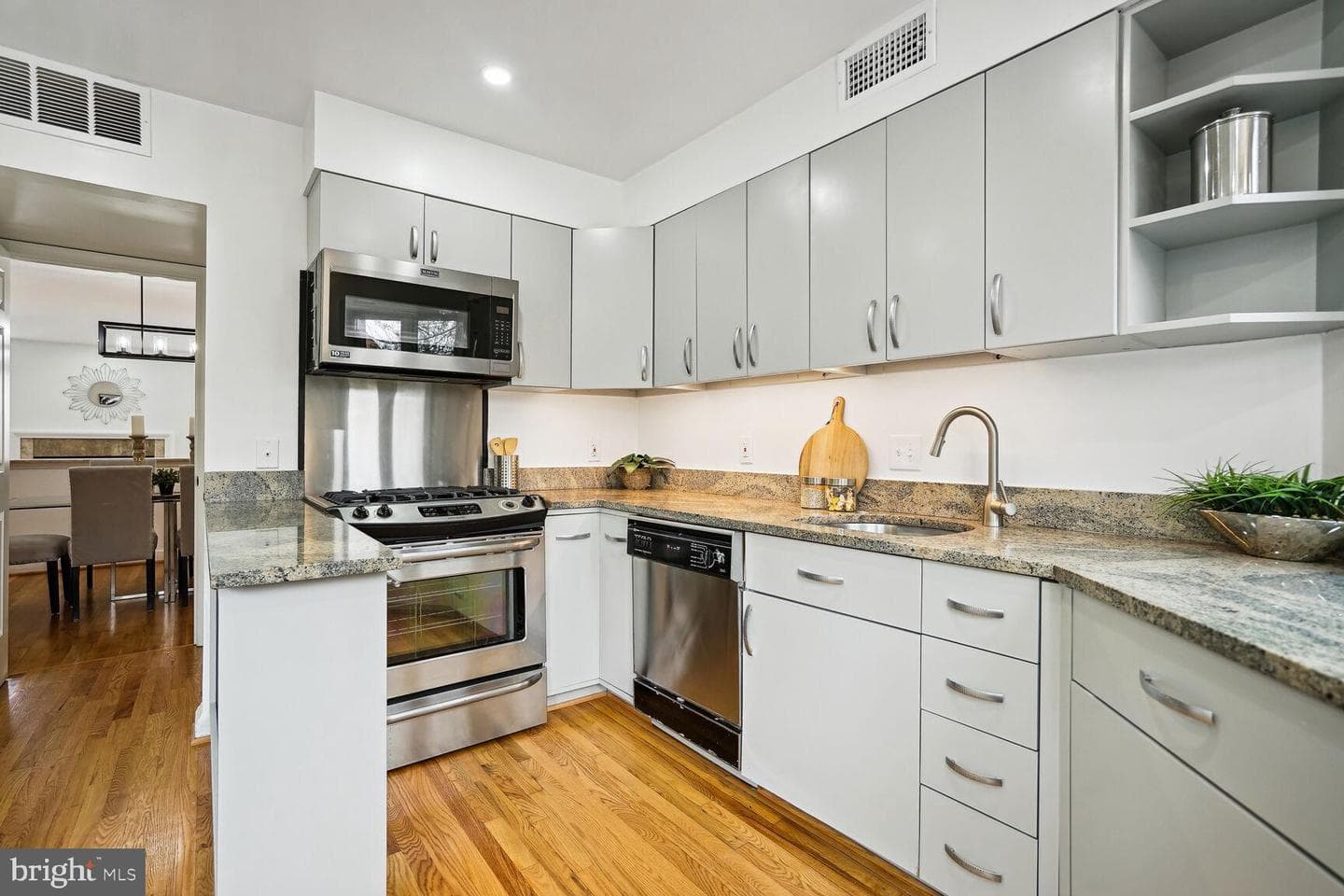 1823 1/2 16th Street NW photo 10
