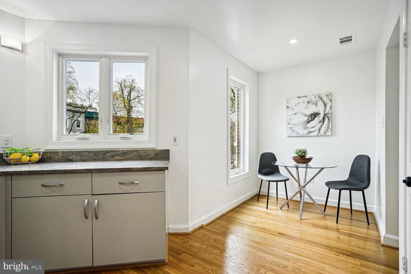1823 1/2 16th Street NW photo 9