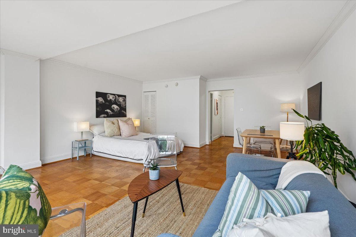 922 24th Street NW #415 photo 8