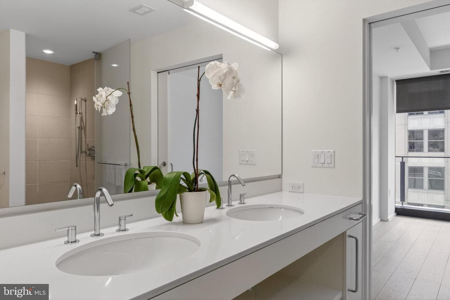 925 H Street NW #606 photo 25