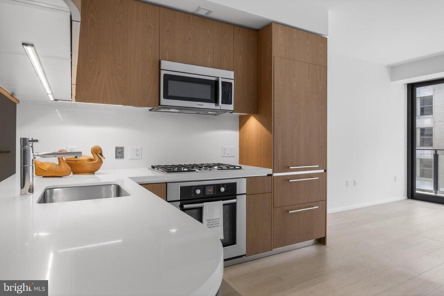 925 H Street NW #606 photo 8