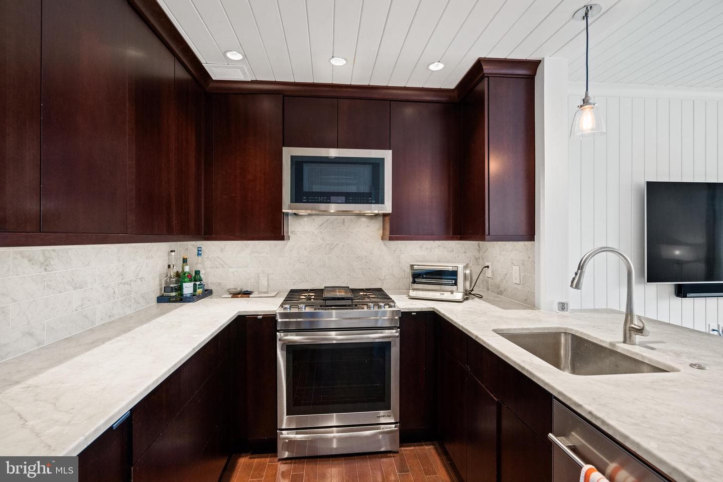 3251 Prospect Street NW #301 photo 26