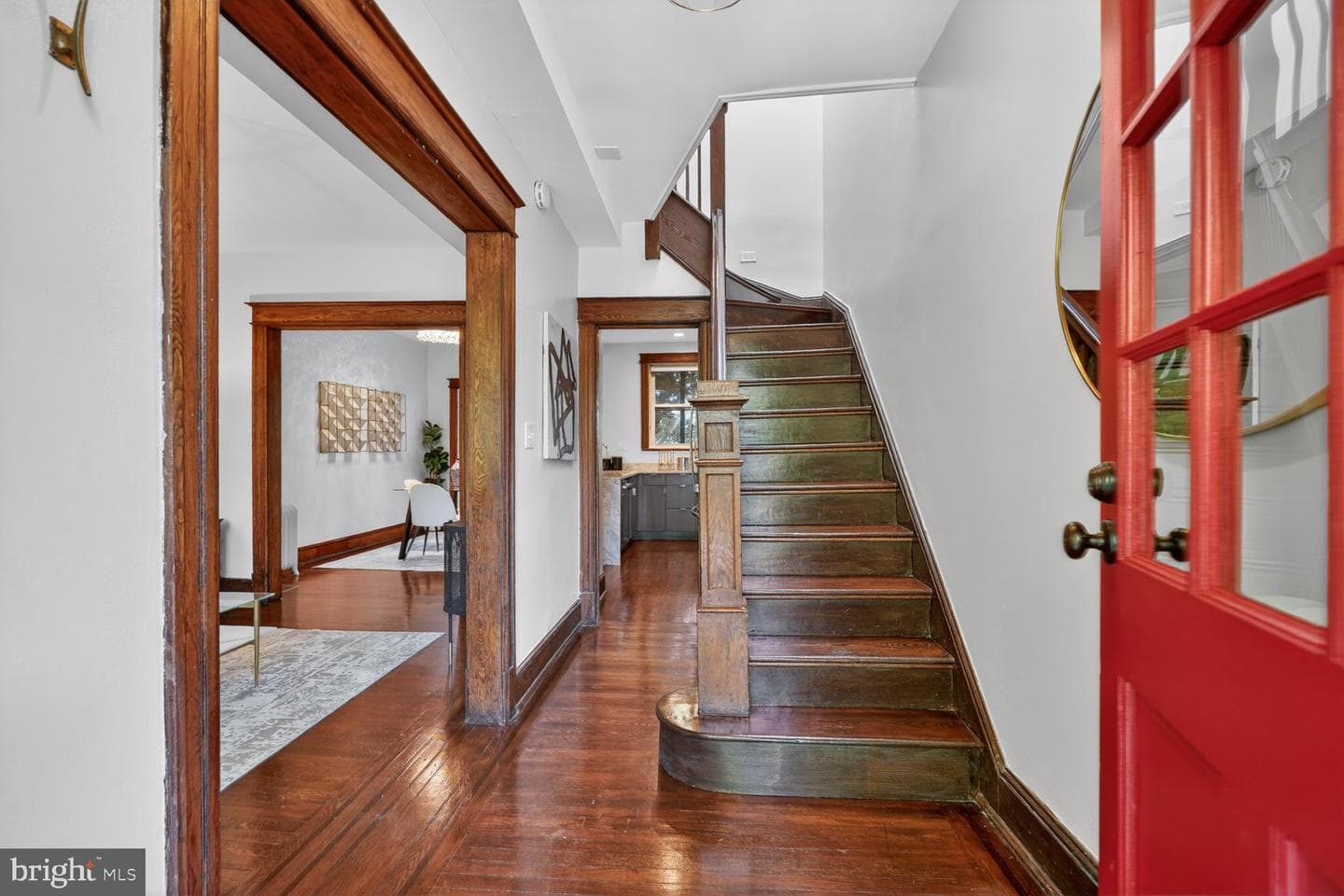 1435 A Street SE photo 3