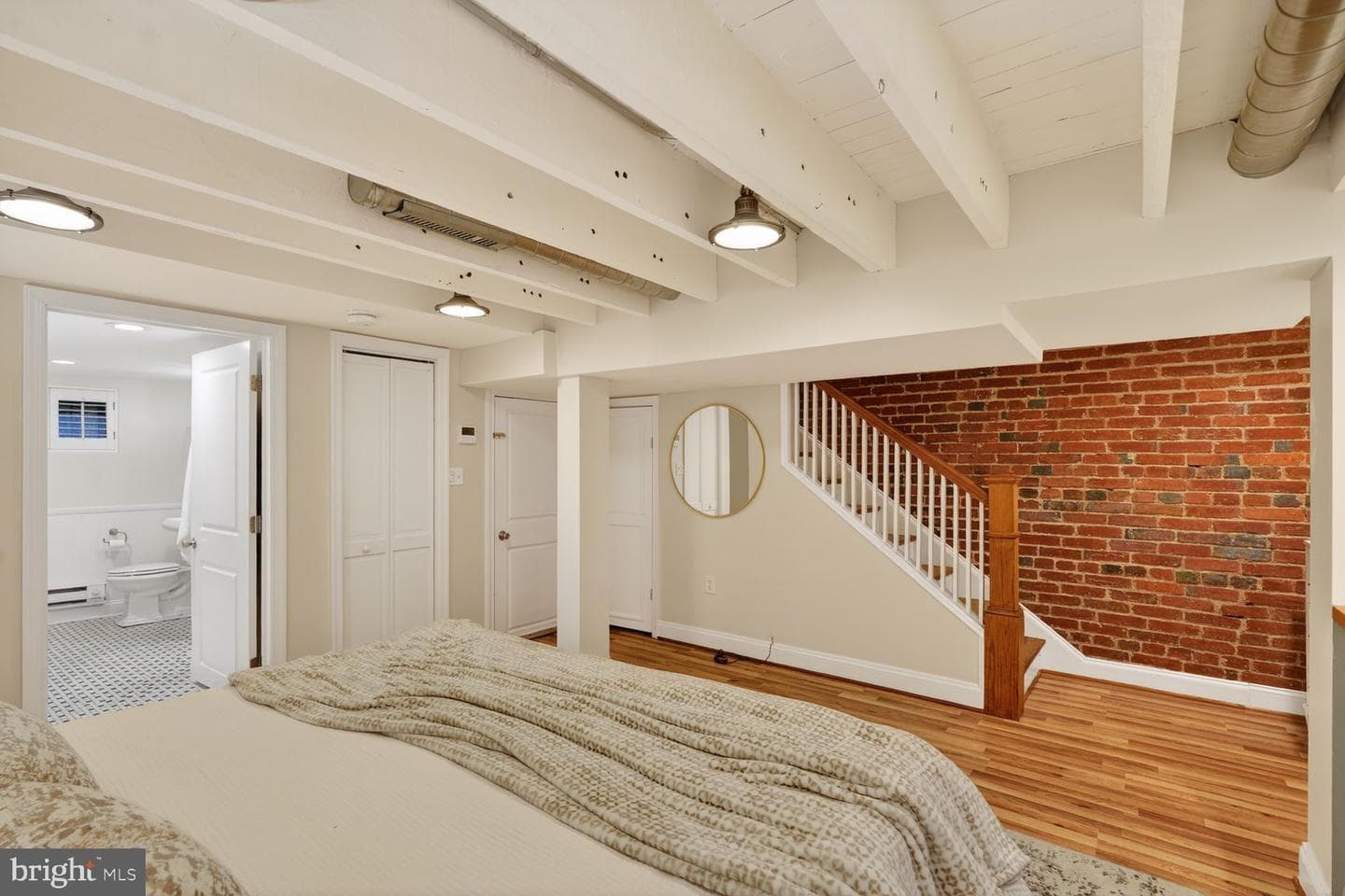 1435 A Street SE photo 37