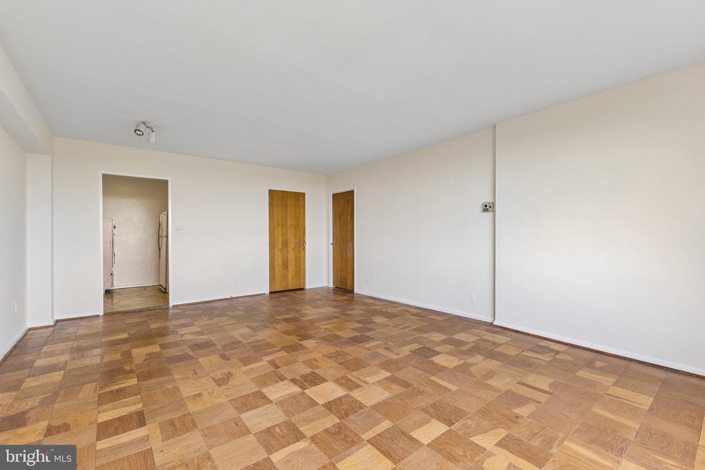 3315 Wisconsin Avenue NW #802 photo 2