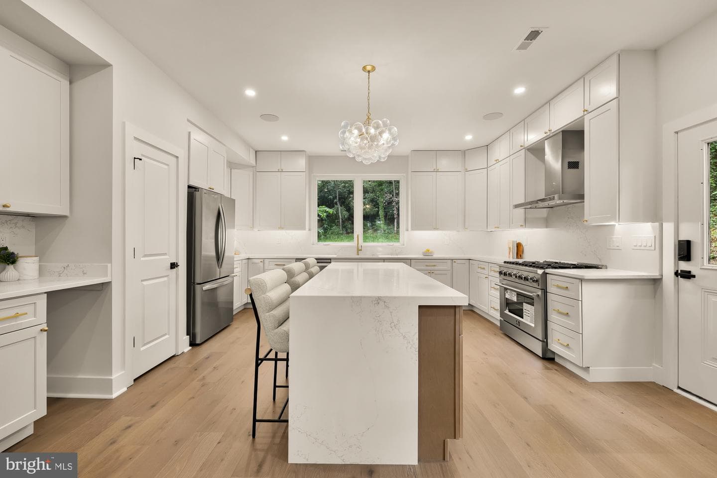 1430 Brentwood Road NE photo 12