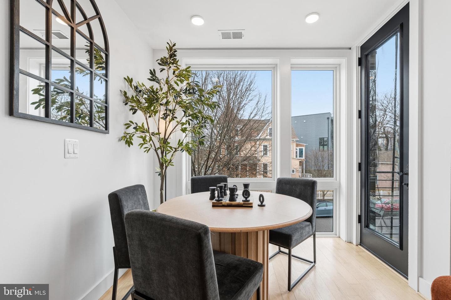 836 Varnum Street NW #201 photo 11