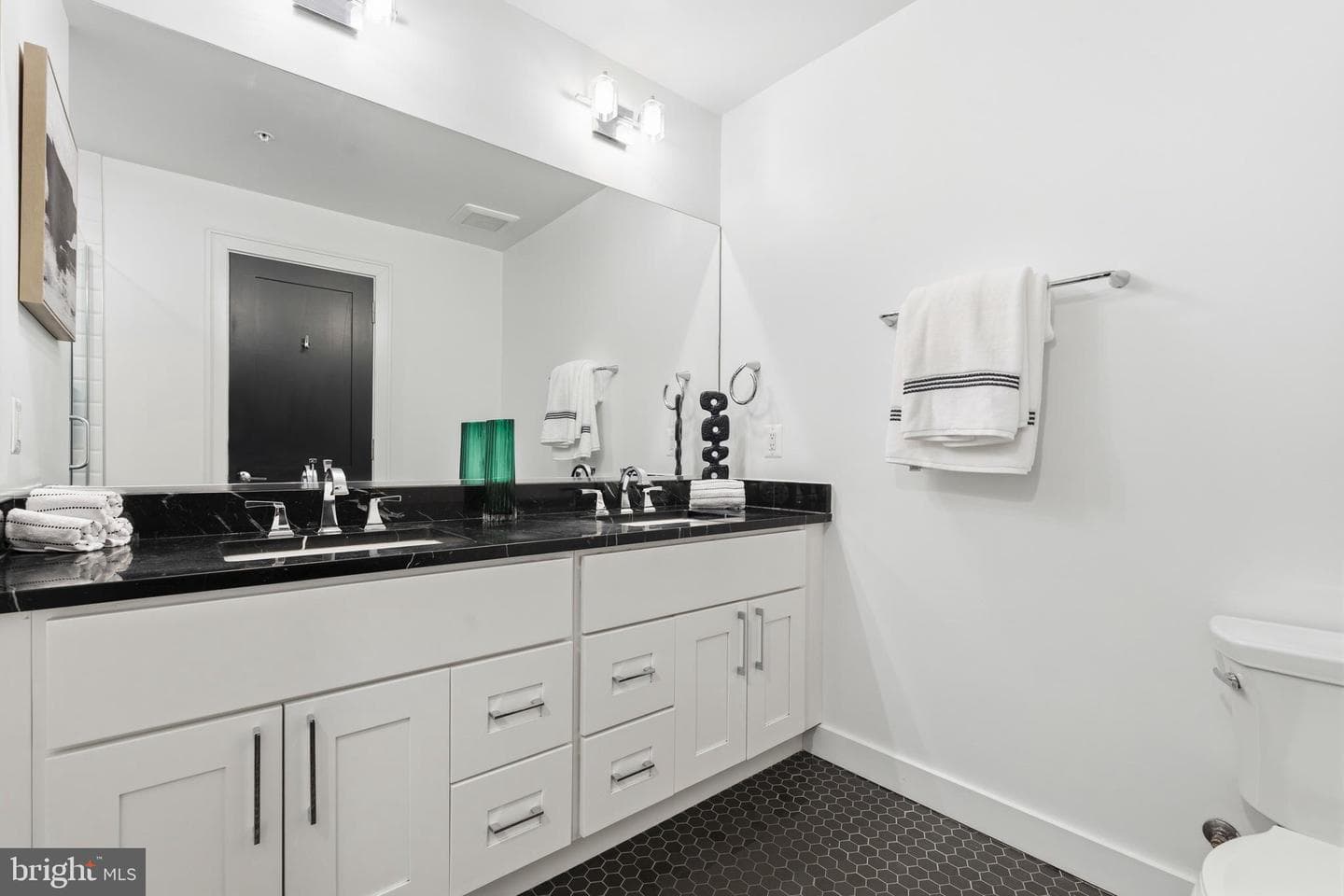 836 Varnum Street NW #201 photo 18
