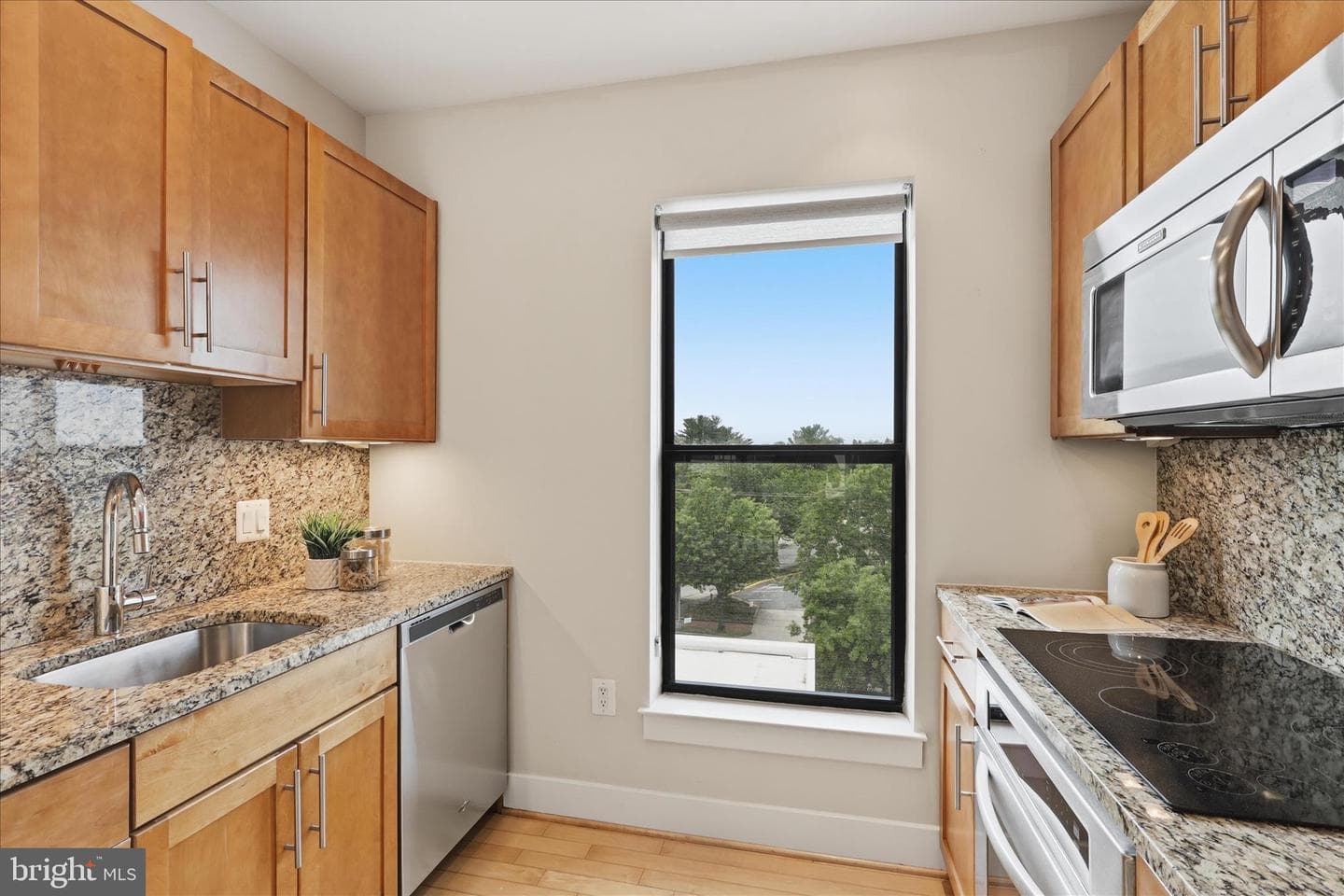 5201 Wisconsin Avenue NW #406 photo 10