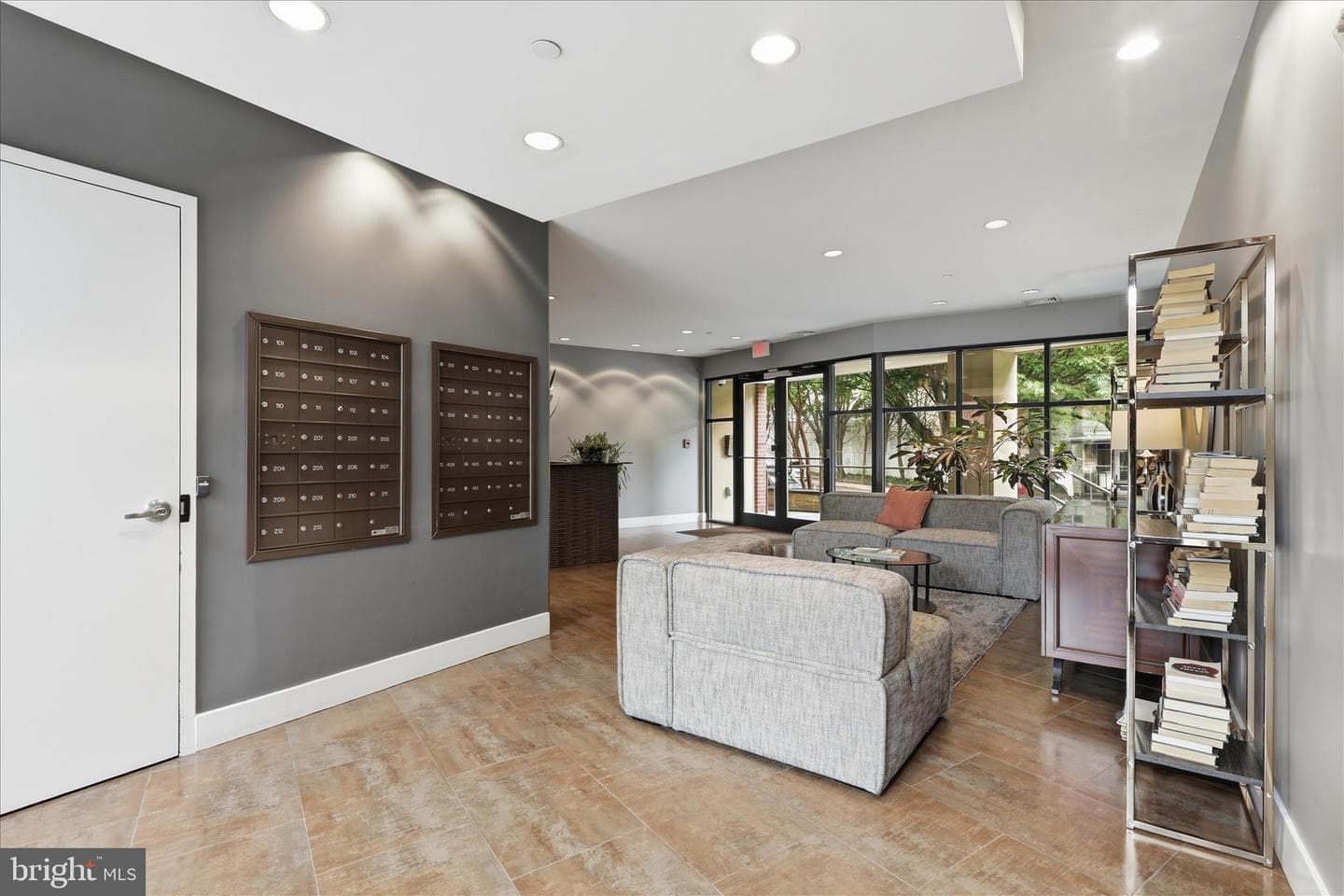 5201 Wisconsin Avenue NW #406 photo 22