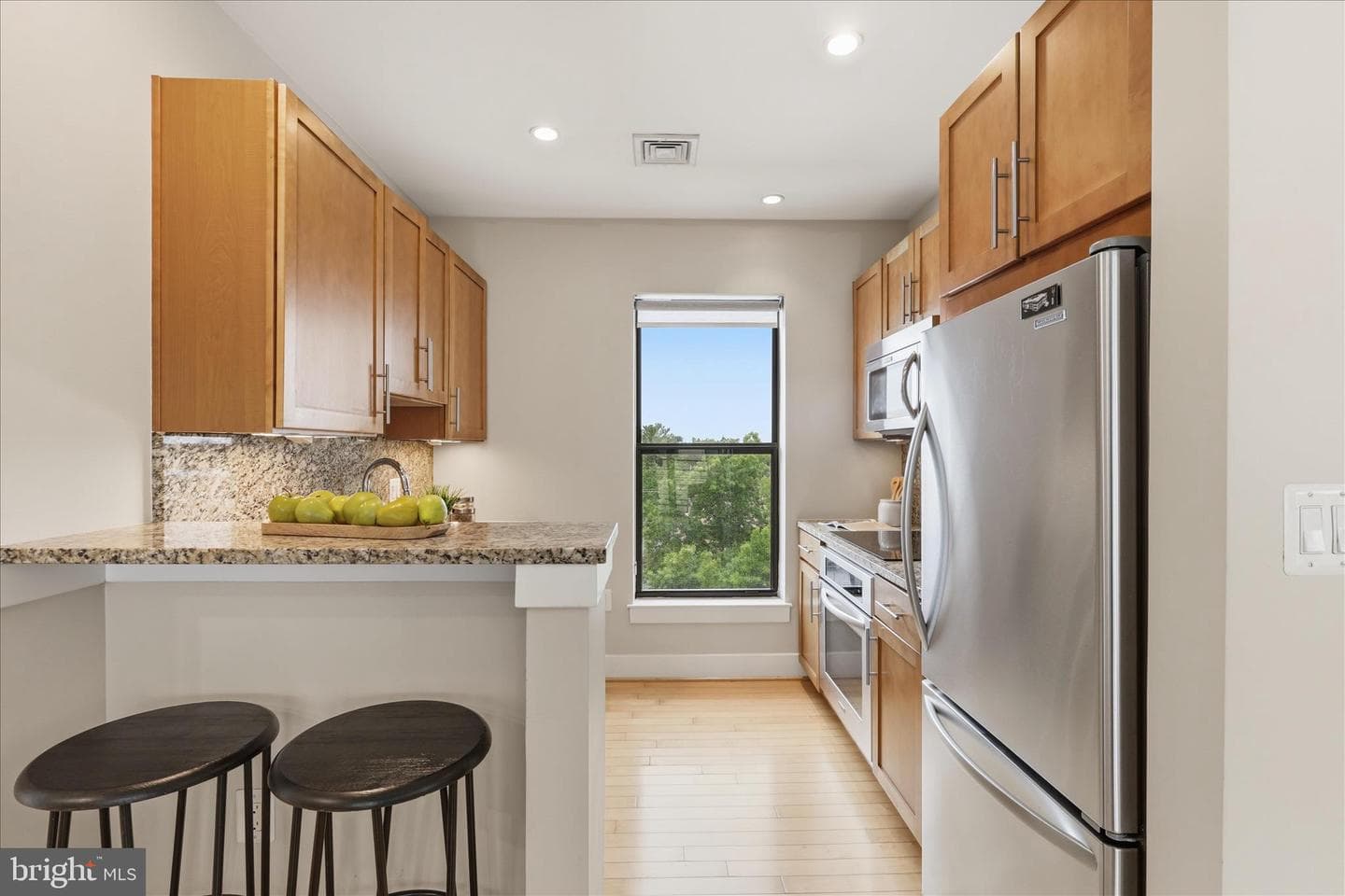 5201 Wisconsin Avenue NW #406 photo 9