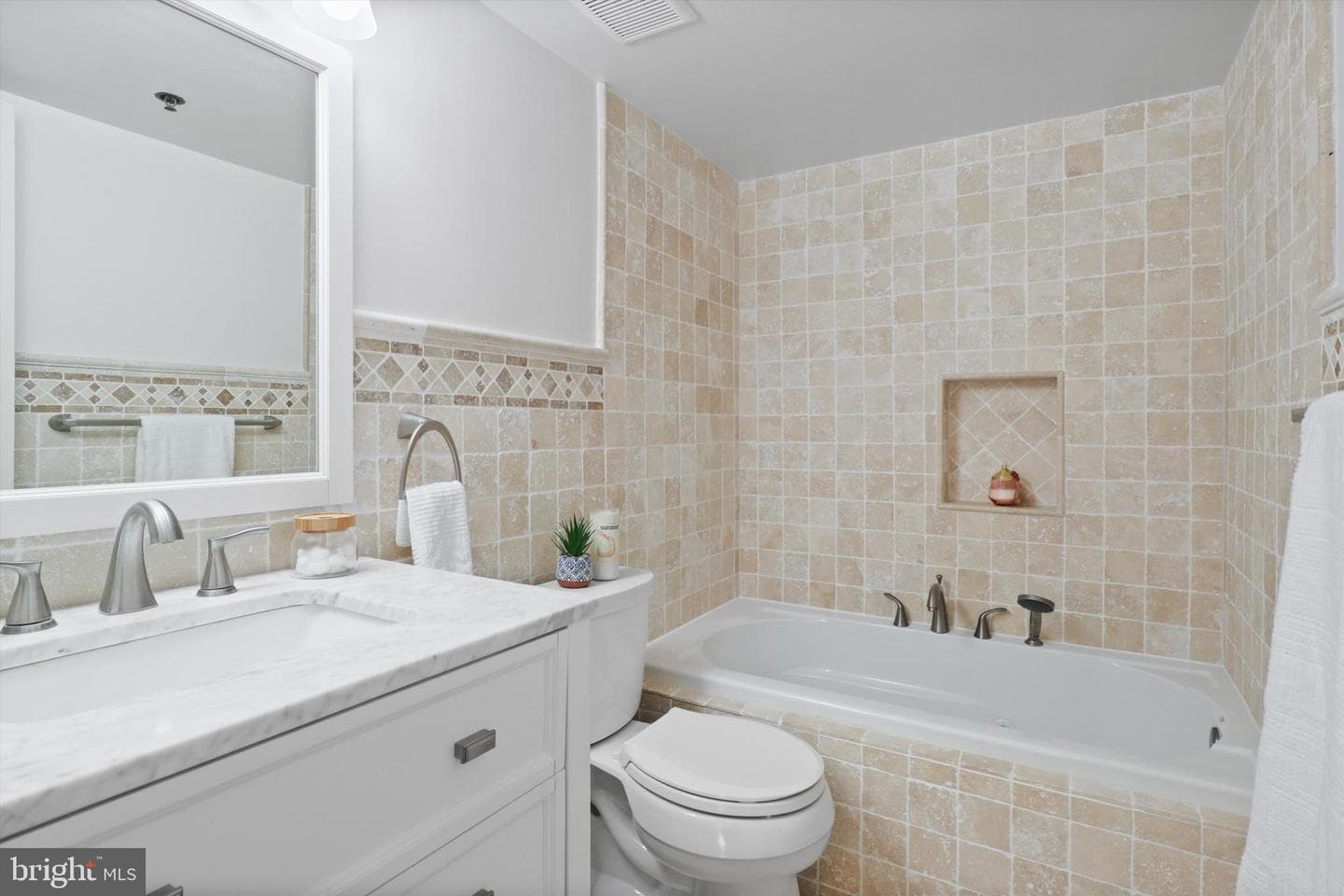 601 Pennsylvania Avenue NW #612 photo 14