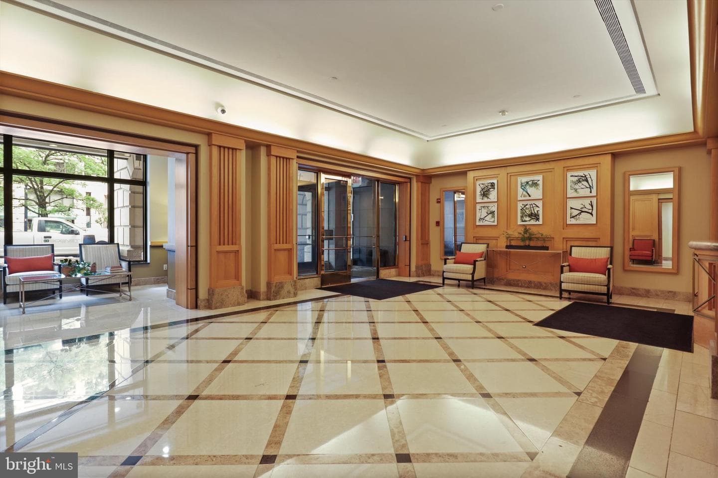 601 Pennsylvania Avenue NW #612 photo 20