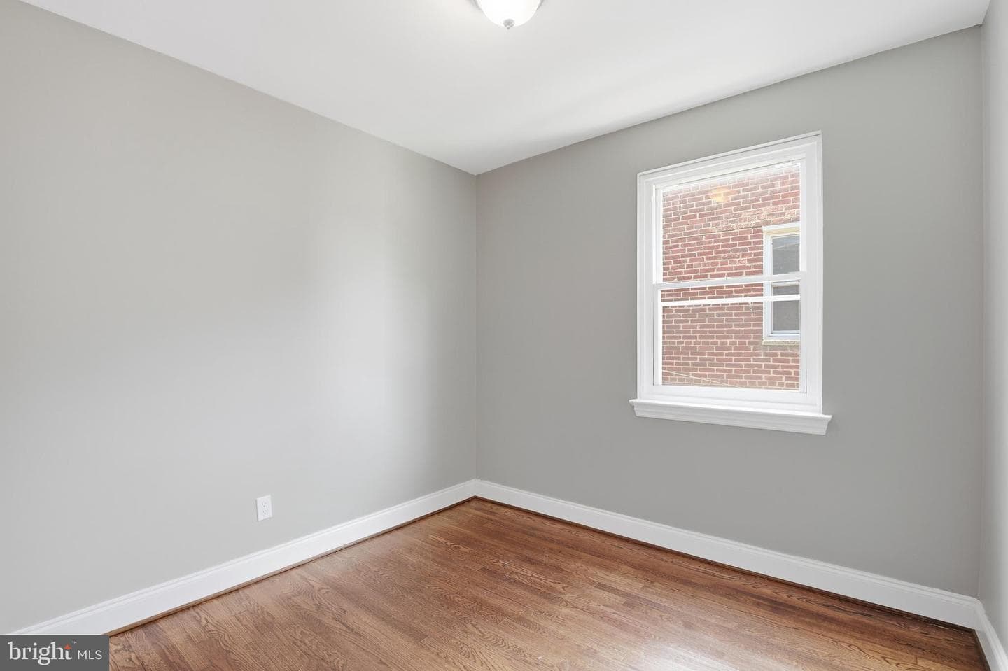 624 Jefferson Street NE photo 30