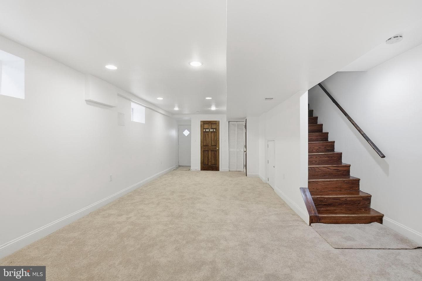 624 Jefferson Street NE photo 34
