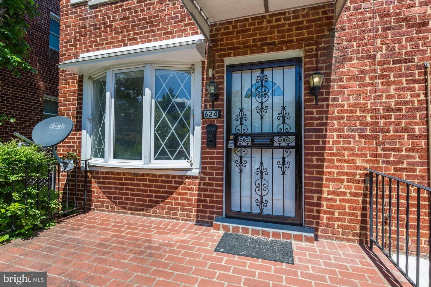 624 Jefferson Street NE photo 4