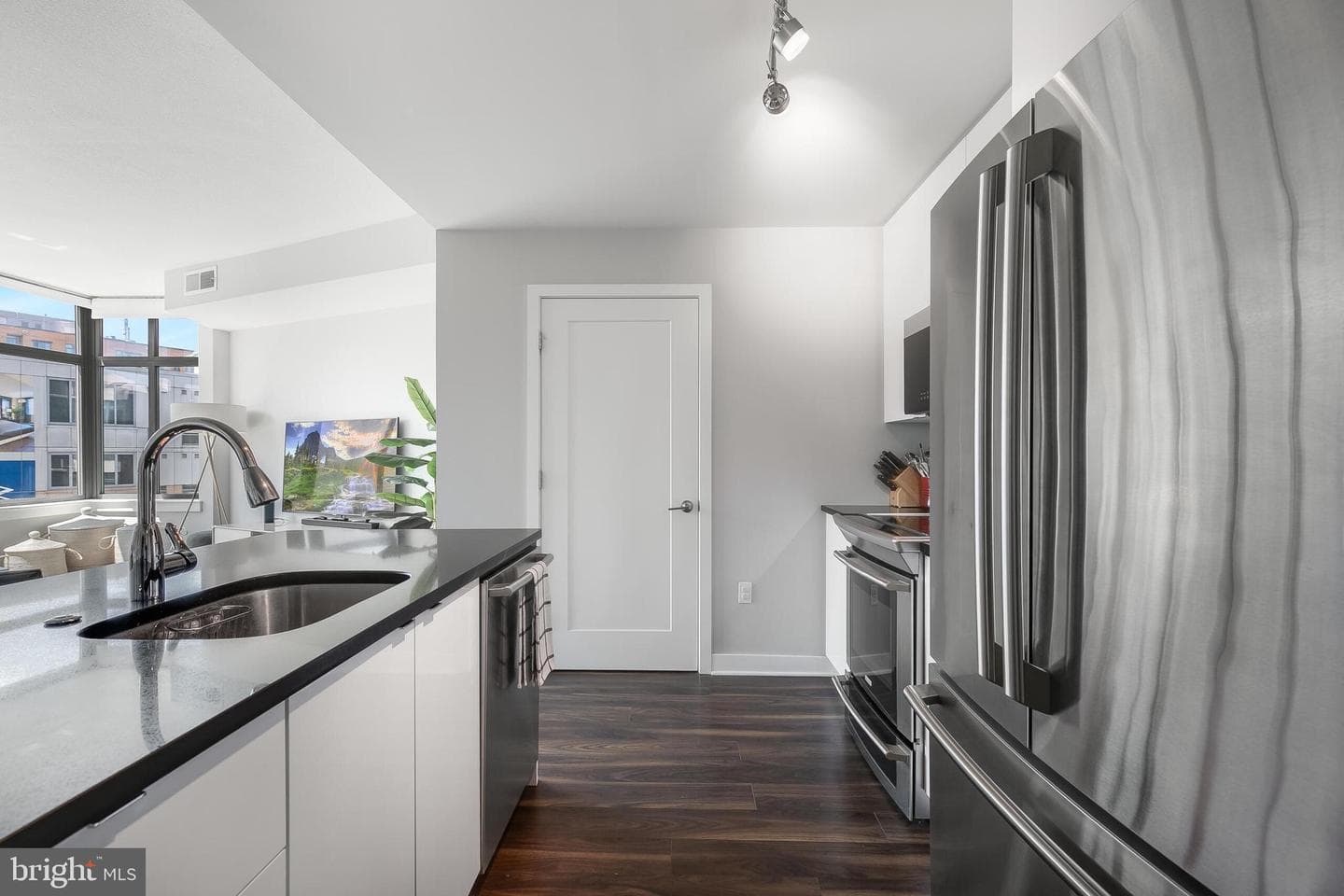460 New York Avenue NW #607 photo 15
