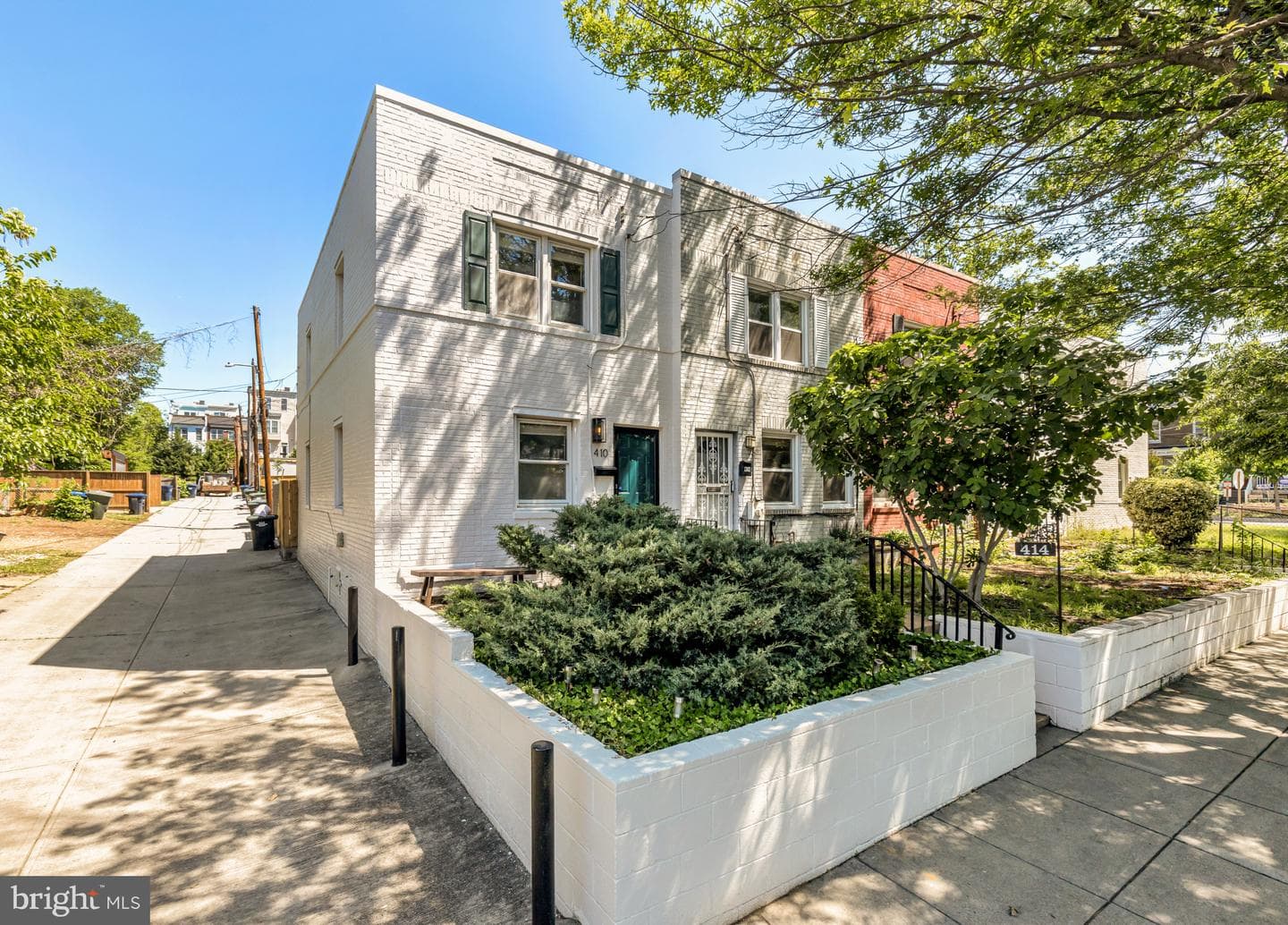 410 Franklin Street NE photo 3