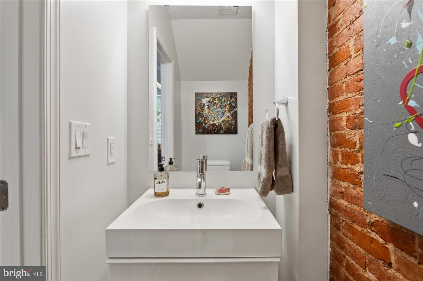 1414 Columbia Street NW photo 19